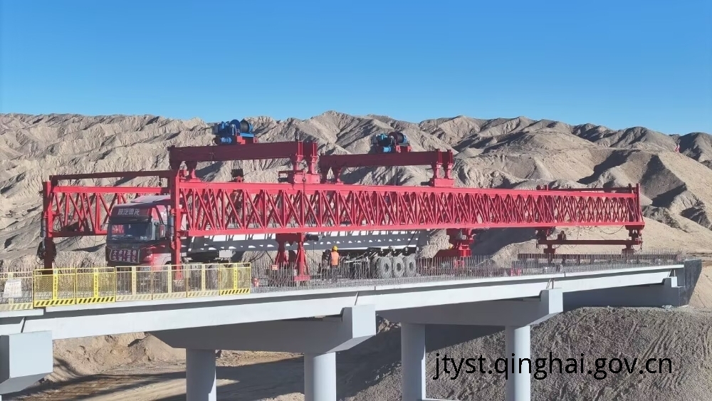 G315线小柴旦湖至老茫崖段公路项目建设稳步推进